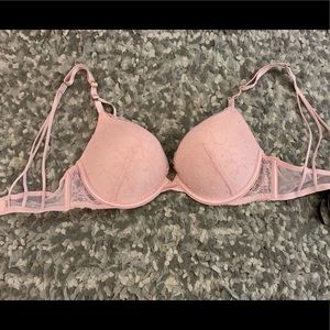 Victoria Secret Bra- never worn - size 32c pink push up bra with underwire